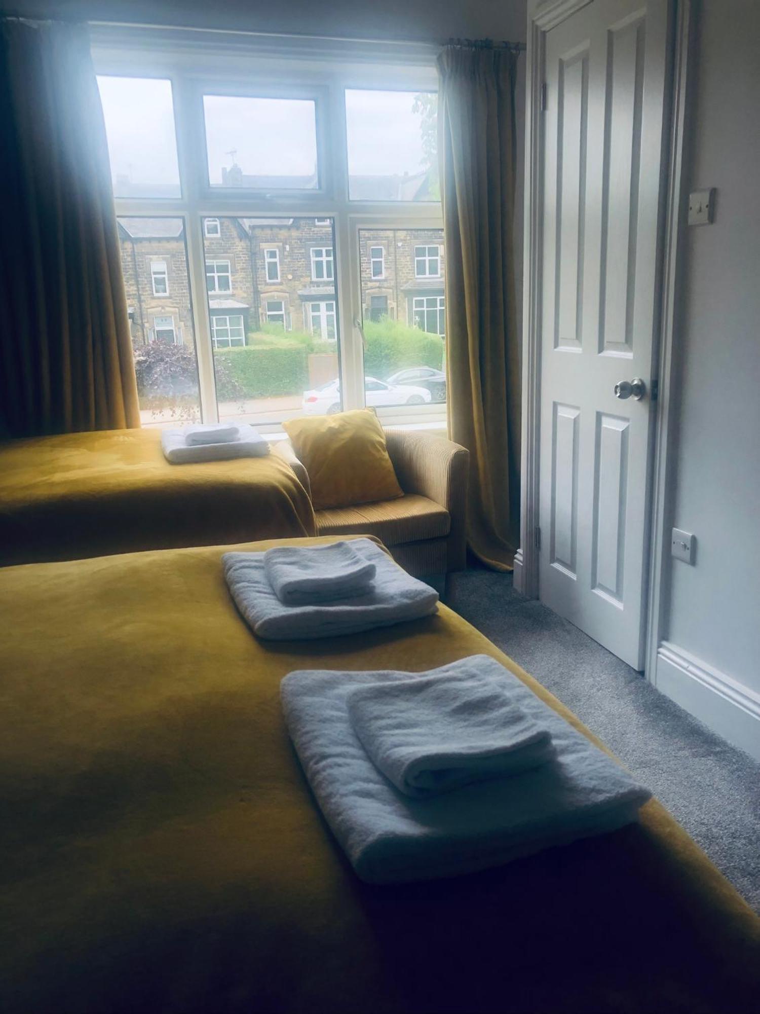 The Beechwood Bed & Breakfast Leeds  Dış mekan fotoğraf