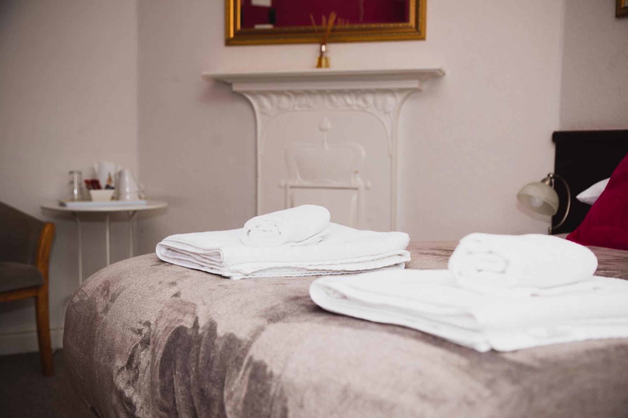 The Beechwood Bed & Breakfast Leeds  Dış mekan fotoğraf